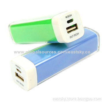 2,200mAh lipstick power bank with various colors and intelligent multiple-protection circuits